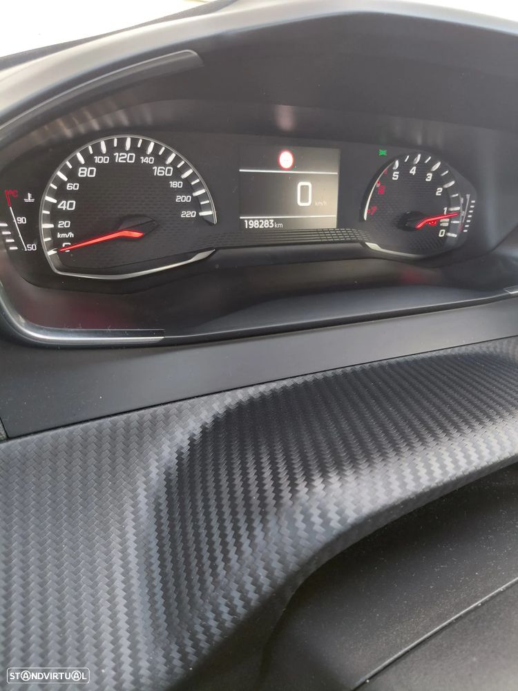 Peugeot 2008 1.5 BlueHDi Active - 6