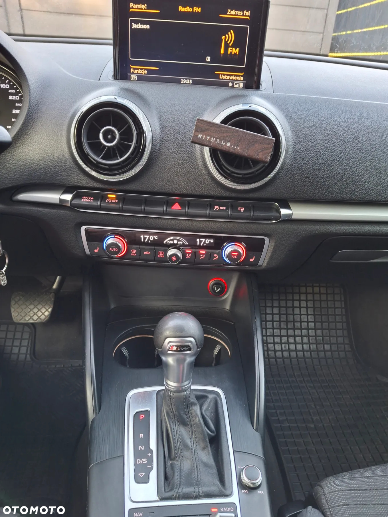Audi A3 2.0 TDI Ambition S tronic - 10