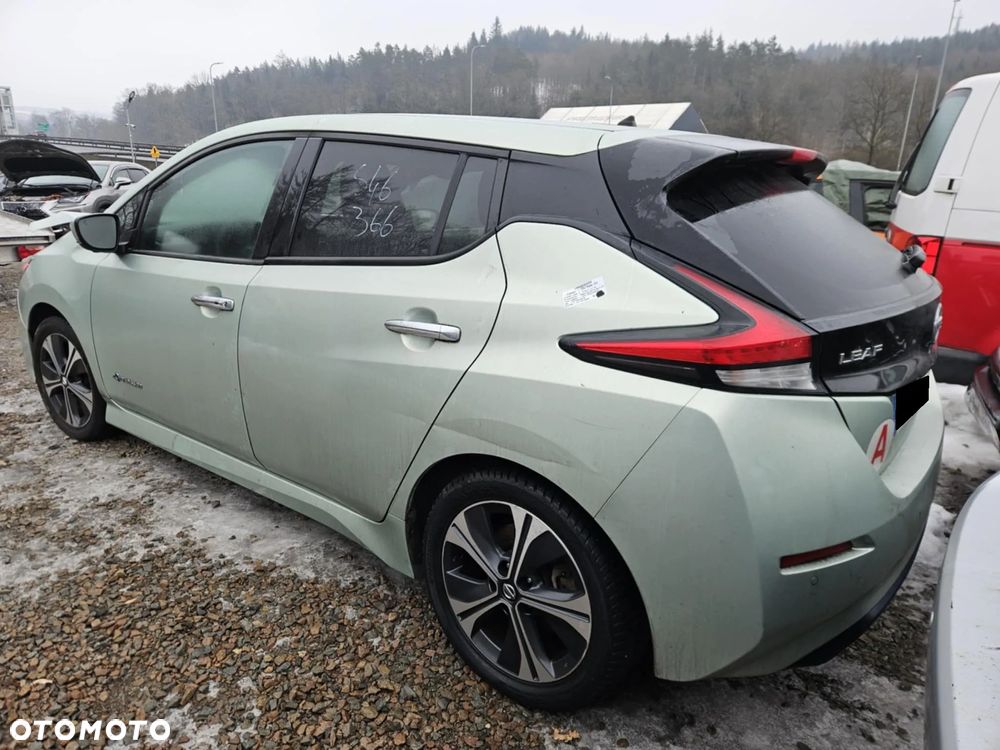 Nissan Leaf 40 kWh N-Connecta - 1