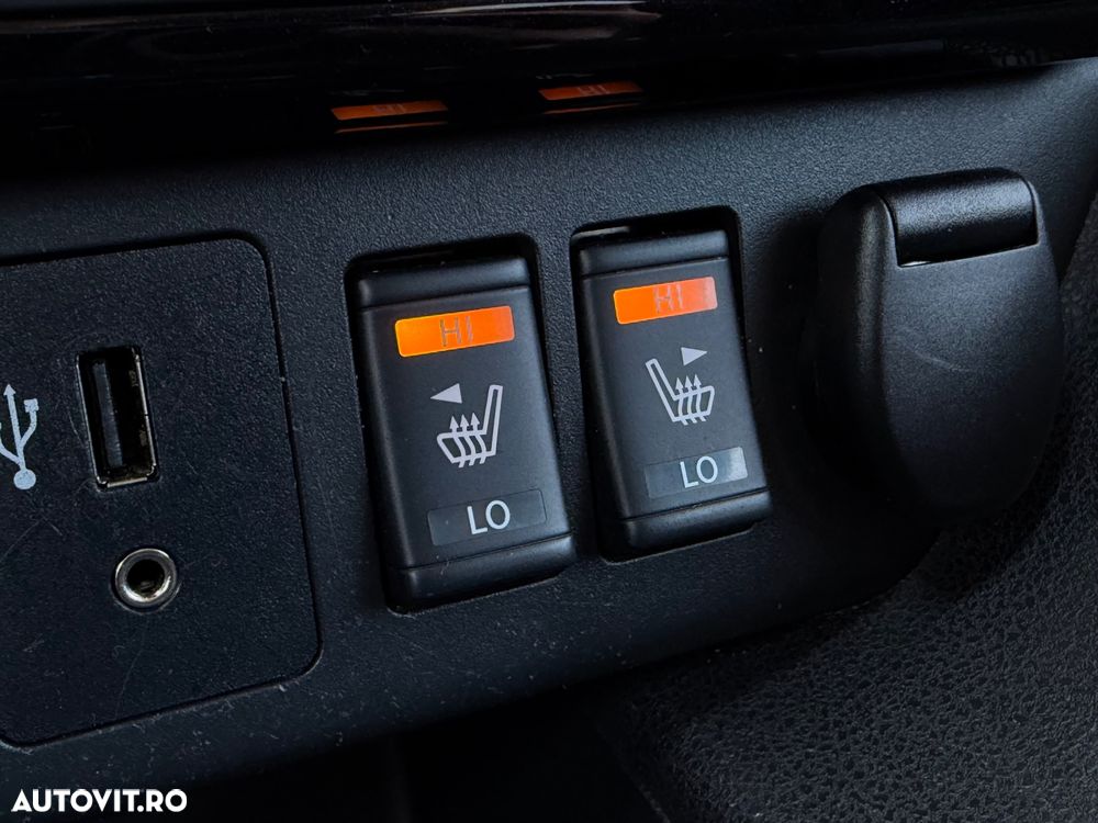 Nissan LEAF 40 kWh N-Connecta - 27