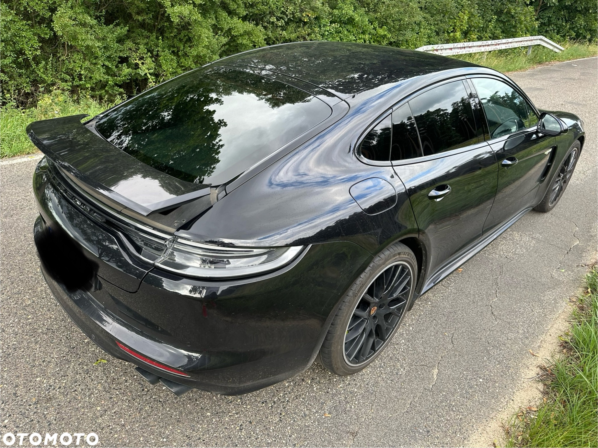 Porsche Panamera 4S E-Hybrid - 3