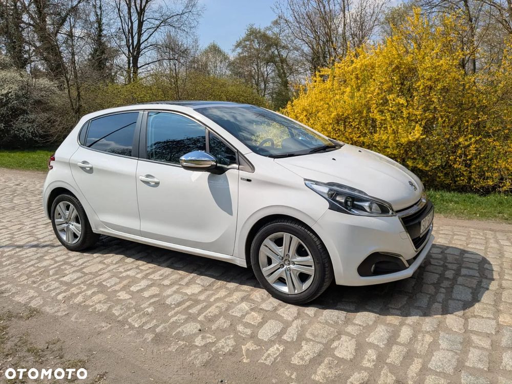 Peugeot 208 1.2 VTi Style - 16