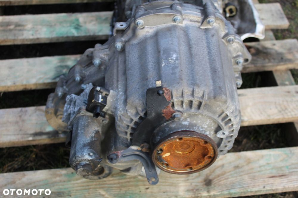 SKRZYNIA BIEGÓW RANGE ROVER L320 3.6D 8H42 - 4