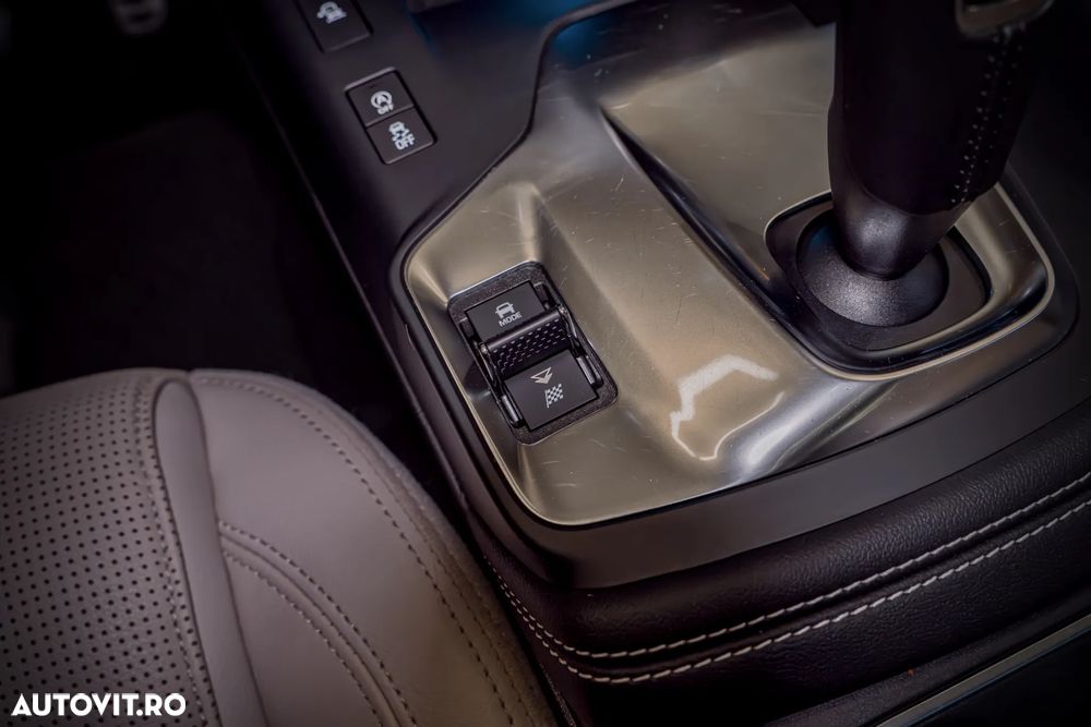 Jaguar E-Pace D180 AWD Aut. R-Dynamic HSE - 32