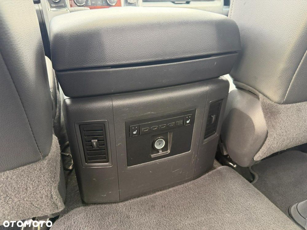 Dodge RAM 5.7 4x4 - 17