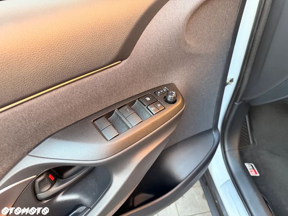 Toyota Yaris Cross 130 1.5 VVT-i GR Sport - 16