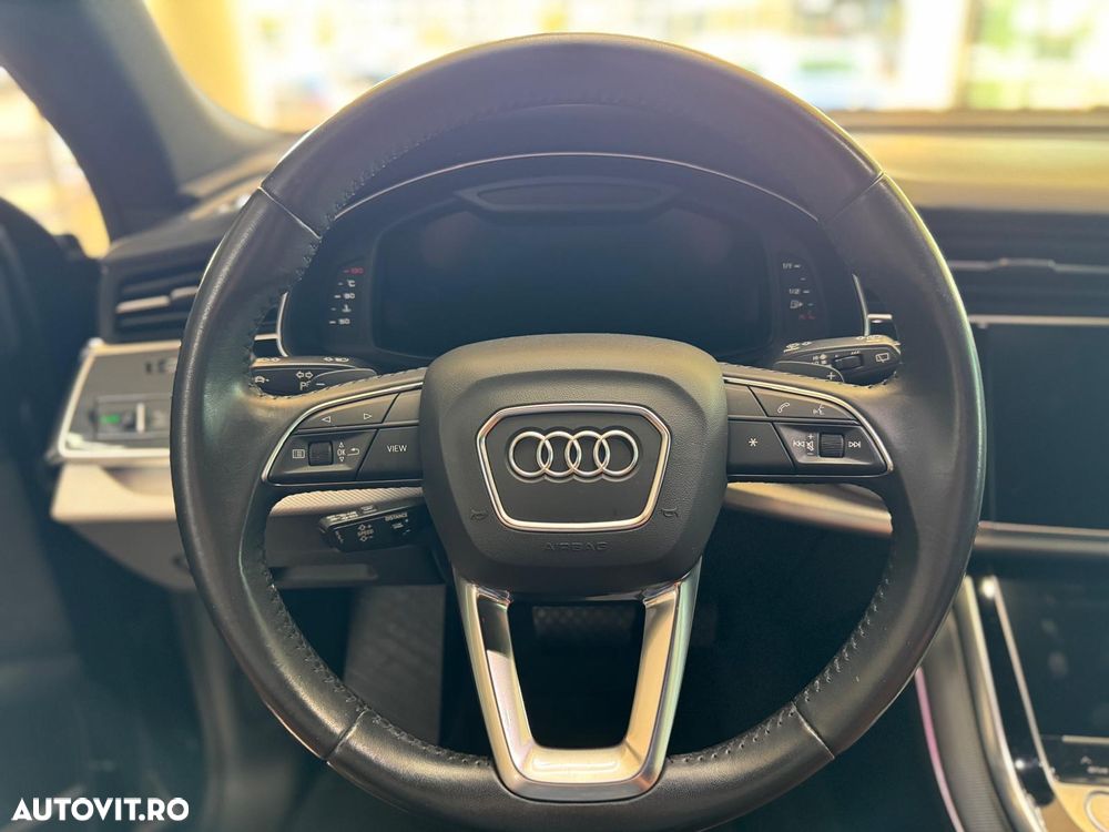 Audi Q8 3.0 55 TFSI quattro Tiptronic MHEV - 5