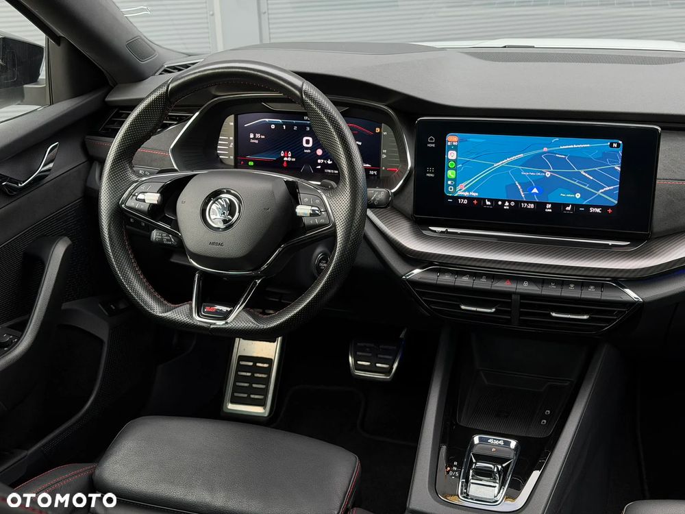 Skoda Octavia 2.0 TDI DSG 4x4 RS Plus - 9