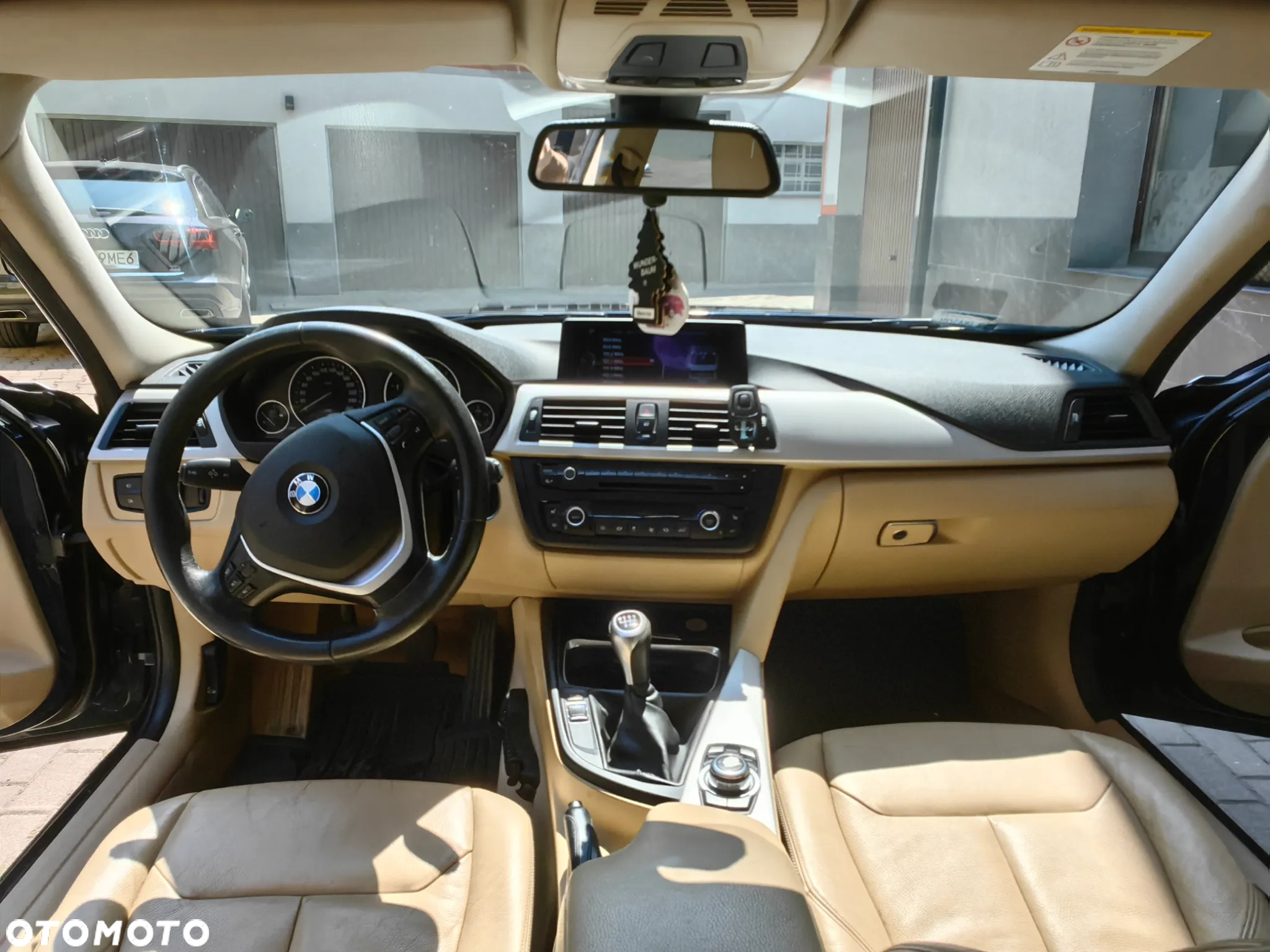 BMW Seria 3 320i Efficient Dynamics Luxury Line - 11