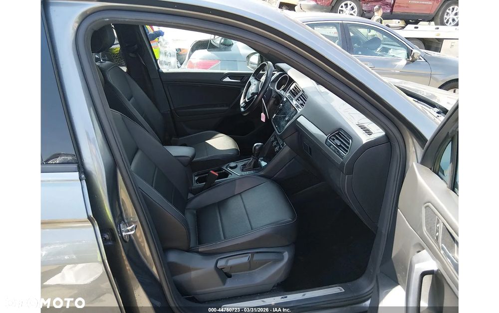Volkswagen Tiguan - 7