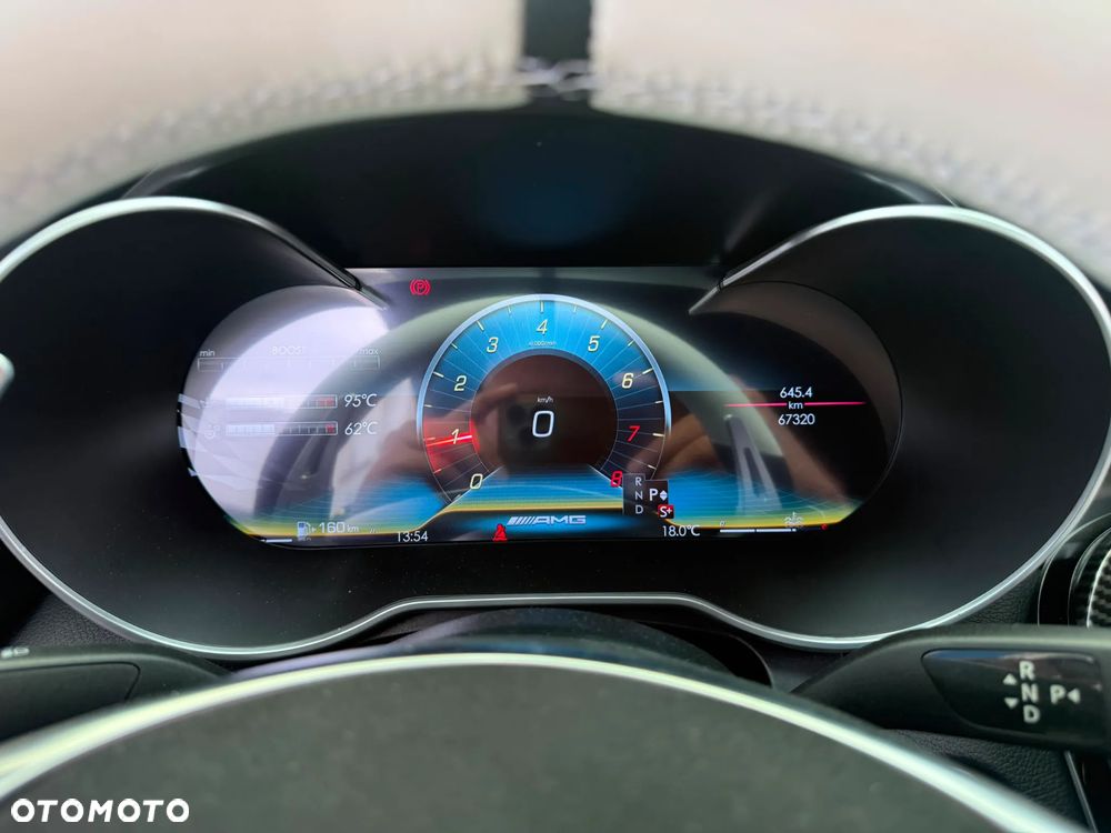 Mercedes-Benz Klasa C AMG 63 S AMG Speedshift 7G-MCT - 25