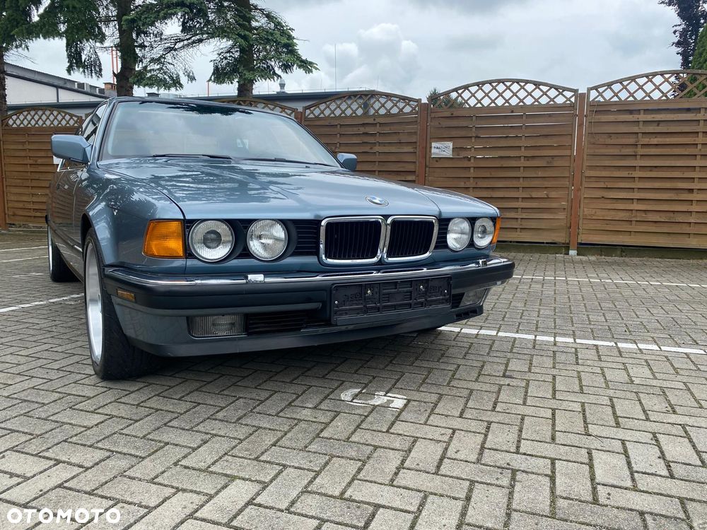 BMW Seria 7 750iL - 20