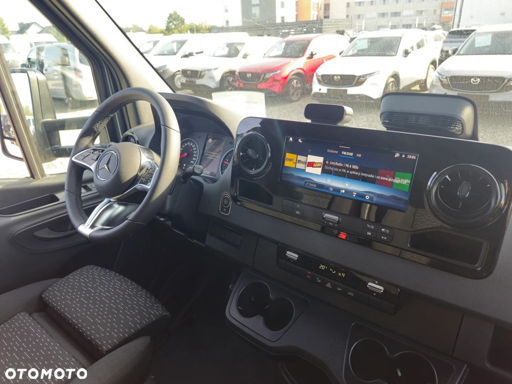 Mercedes-Benz sPRINTER - 19