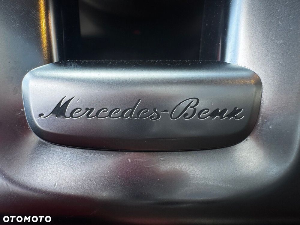 Mercedes-Benz SL - 27