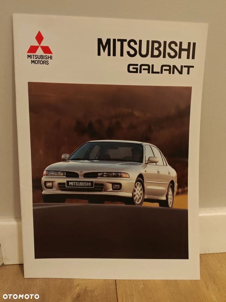 Mitsubishi Galant - 22