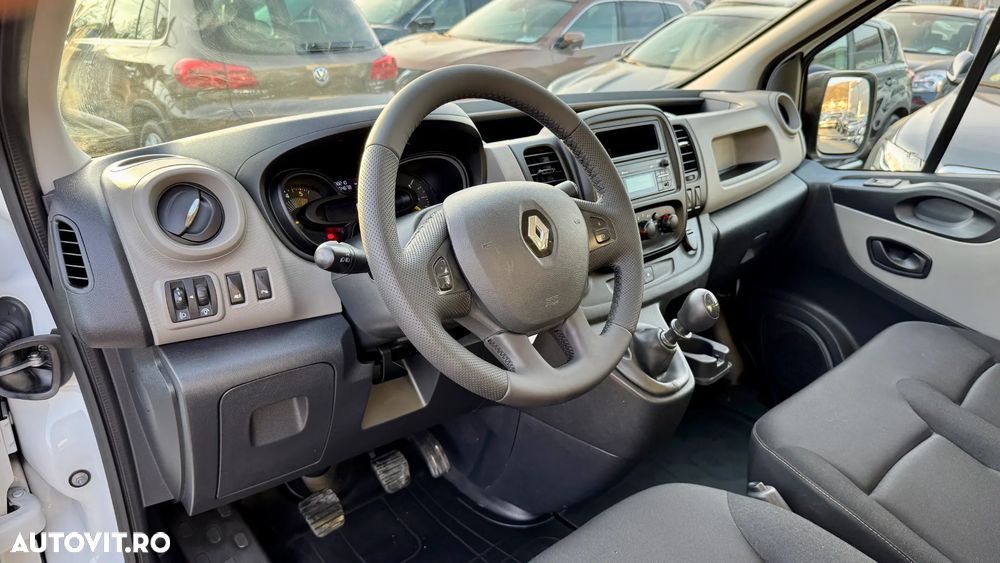 Renault Trafic - 6