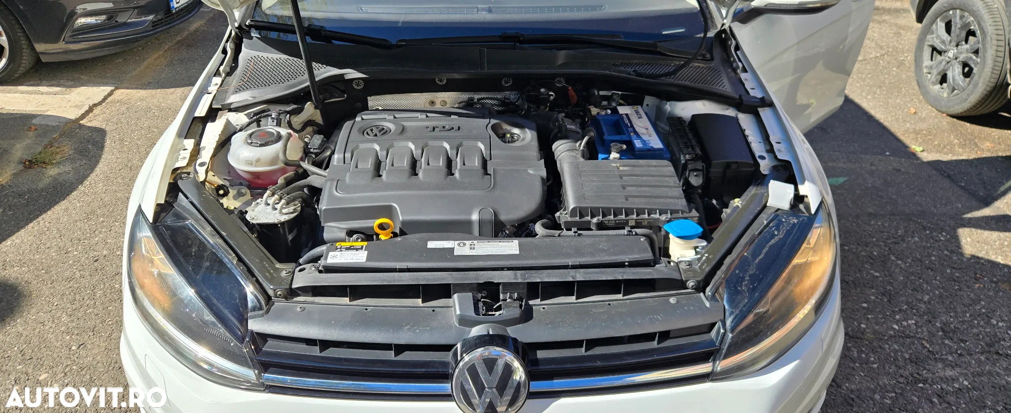 Volkswagen Golf 2.0 TDI DPF BMT DSG Highline - 9
