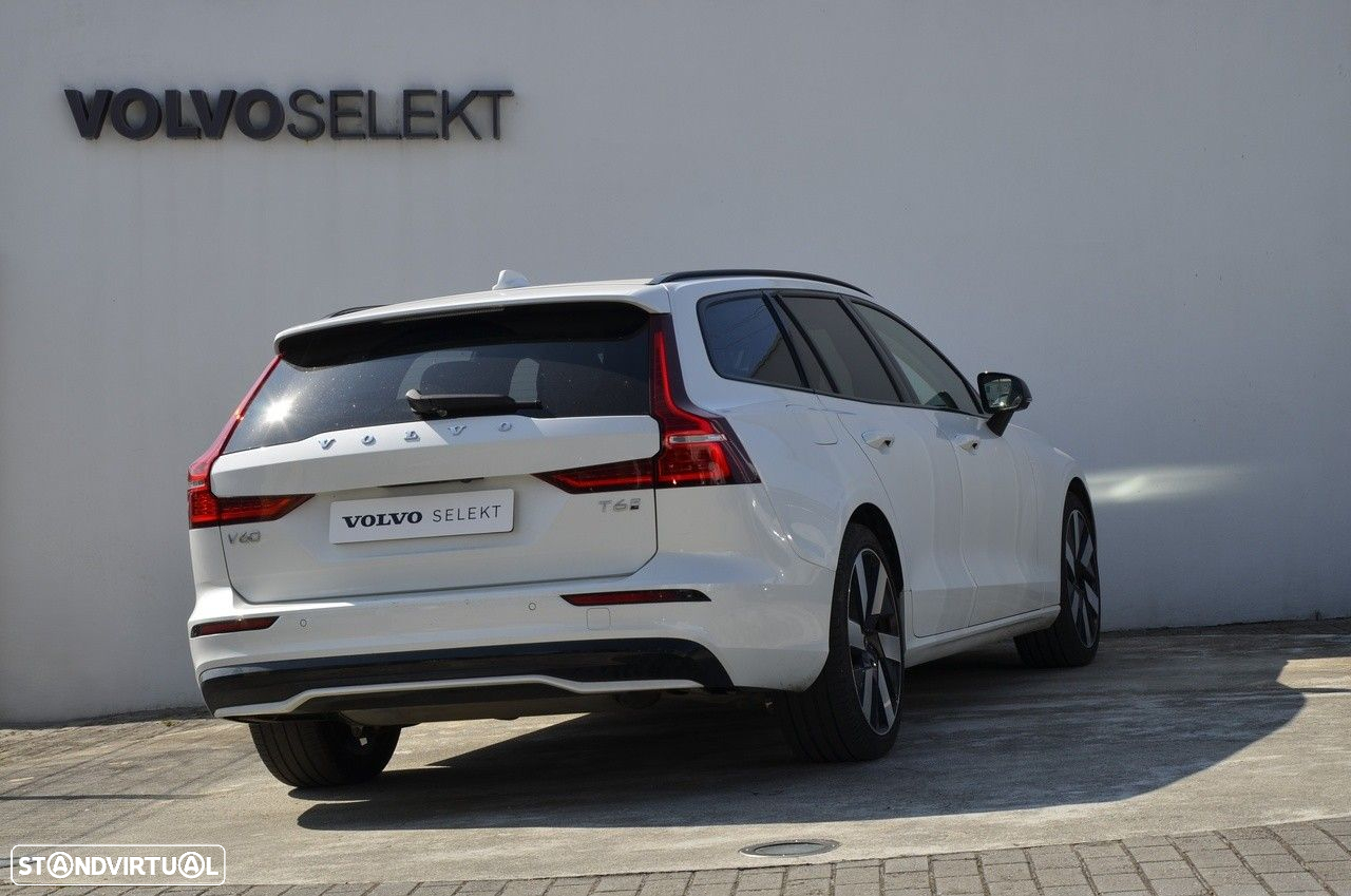 Volvo V60 2.0 T6 AWD TE Plus Dark - 25
