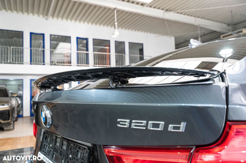 BMW Seria 3 320d xDrive GT Aut. M Sport - 28