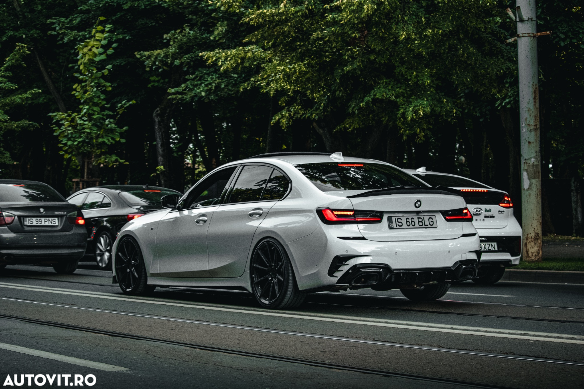BMW Seria 3 330i AT M Sport - 3