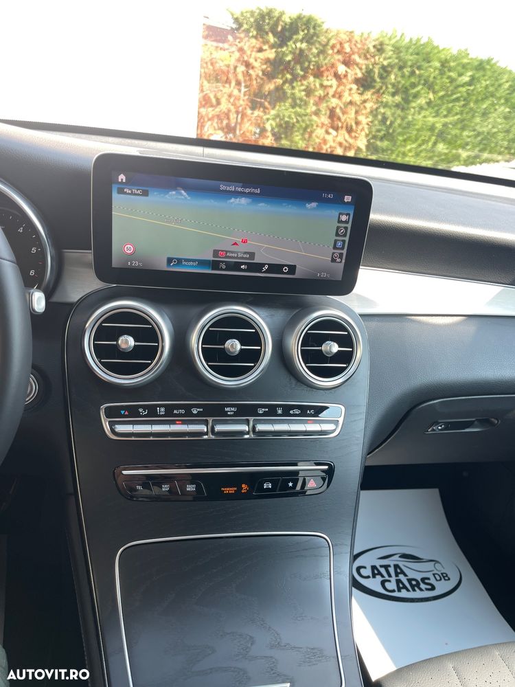 Mercedes-Benz GLC 300 d 4MATIC 9G-TRONIC - 32