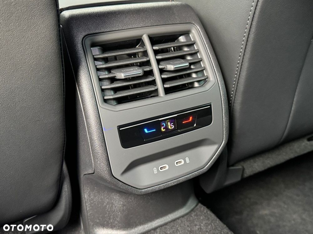 Cupra Formentor 1.5 eTSI mHEV DSG - 39