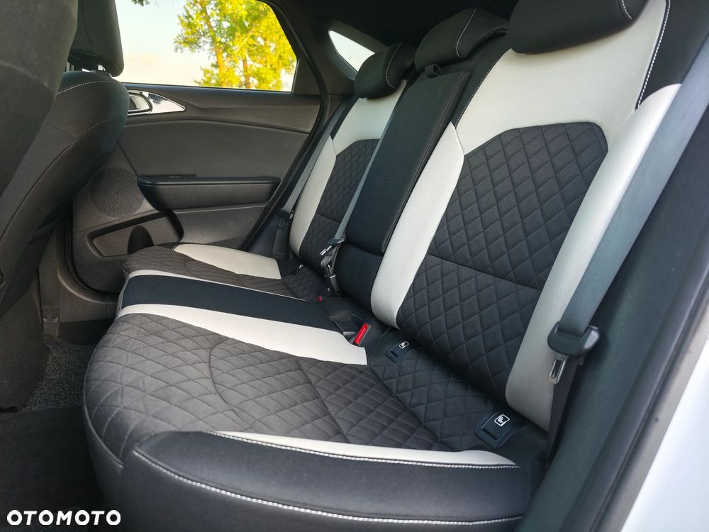Kia ProCeed 1.4 T-GDI GT Line DCT - 12