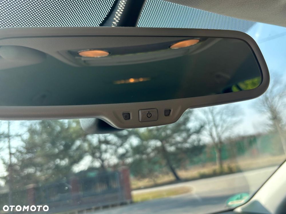 Skoda Octavia 2.0 TDI 4x4 DSG L&K - 22