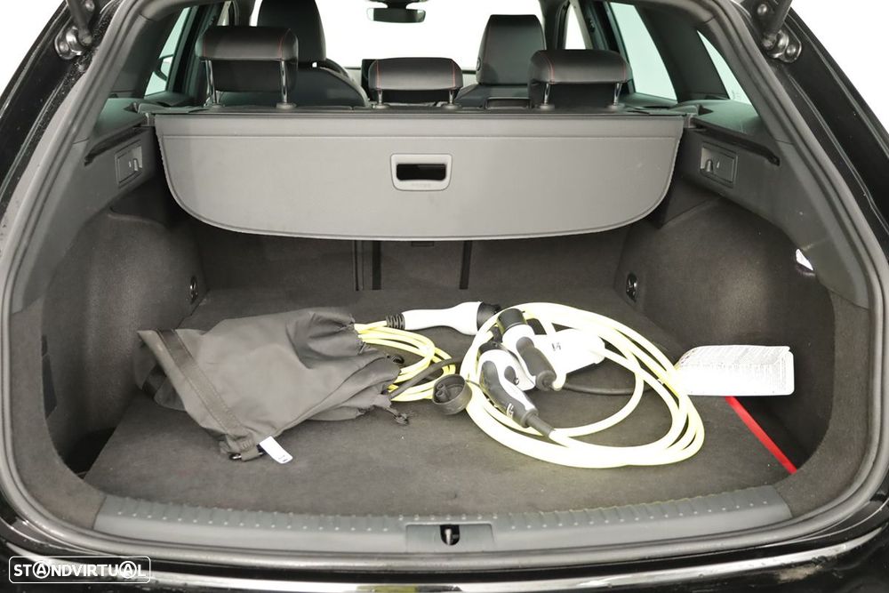 SEAT Leon ST 1.5 TSI e-Hybrid FR DSG - 24