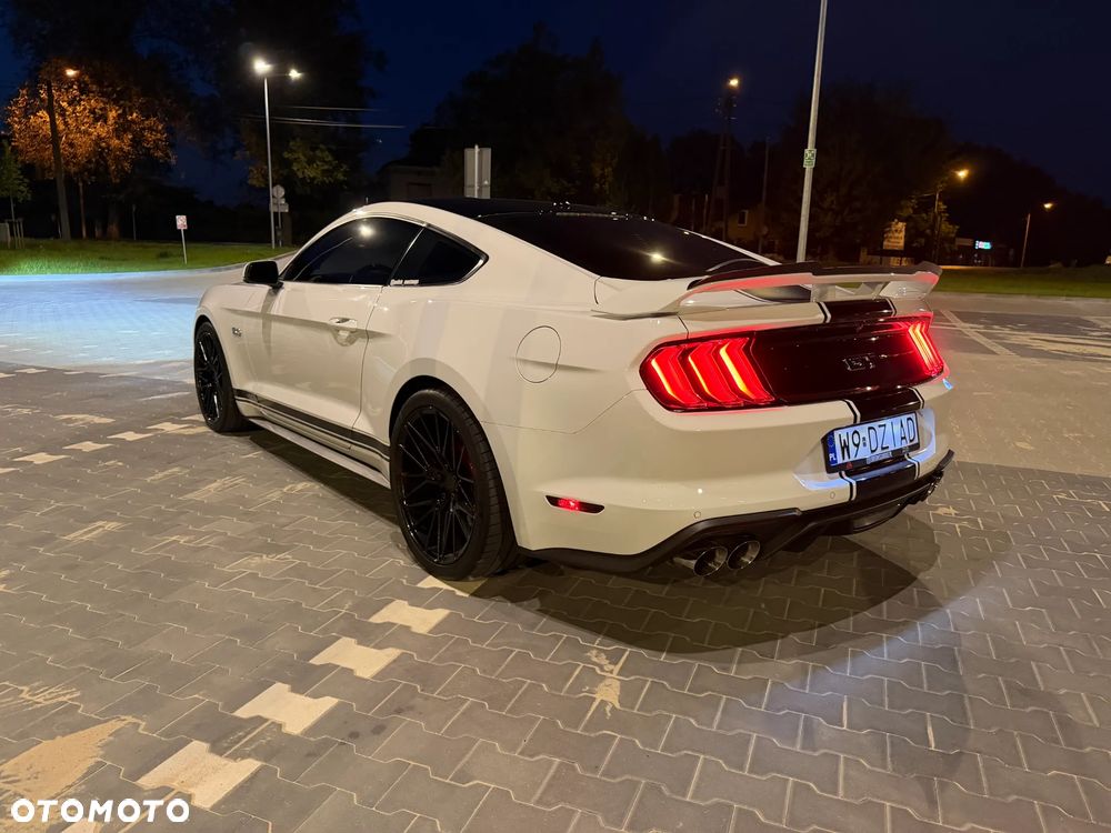 Ford Mustang - 5