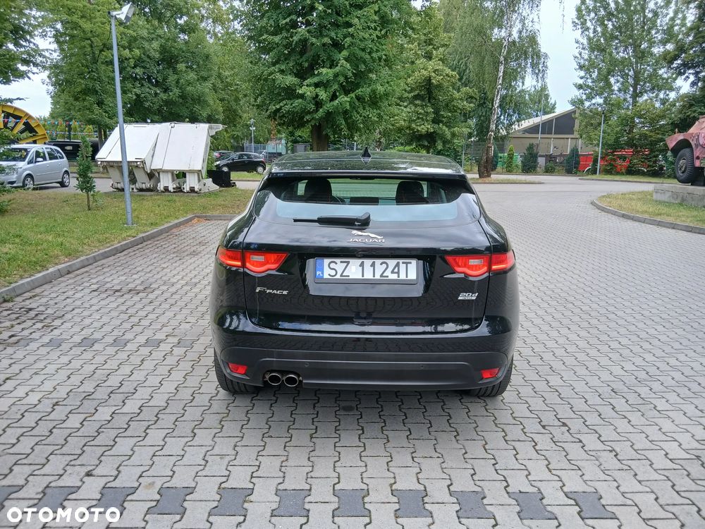 Jaguar F-Pace 2.0 i4D AWD Chequered Flag - 6