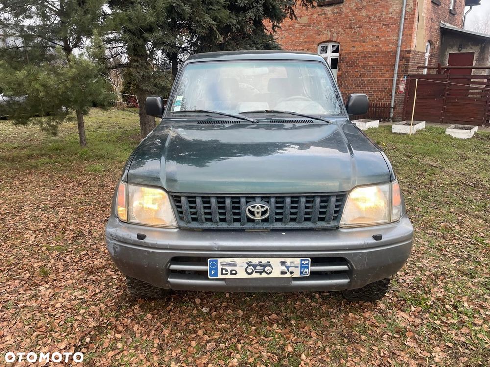 Toyota Land Cruiser - 2