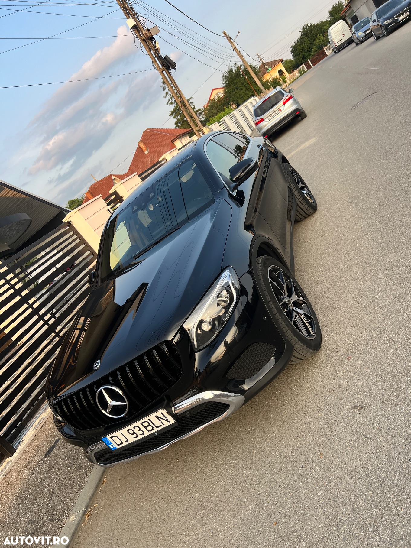Mercedes-Benz GLC Coupe 250 4Matic 9G-TRONIC - 3
