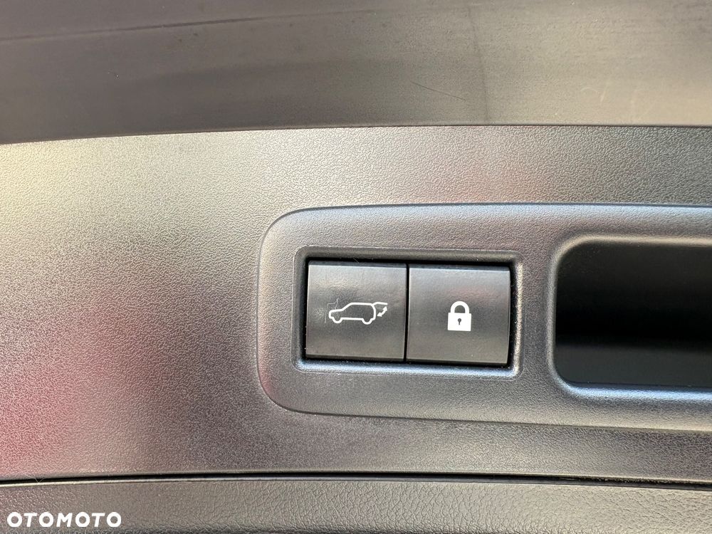 Lexus UX 250h GPF F Impression 2WD - 23