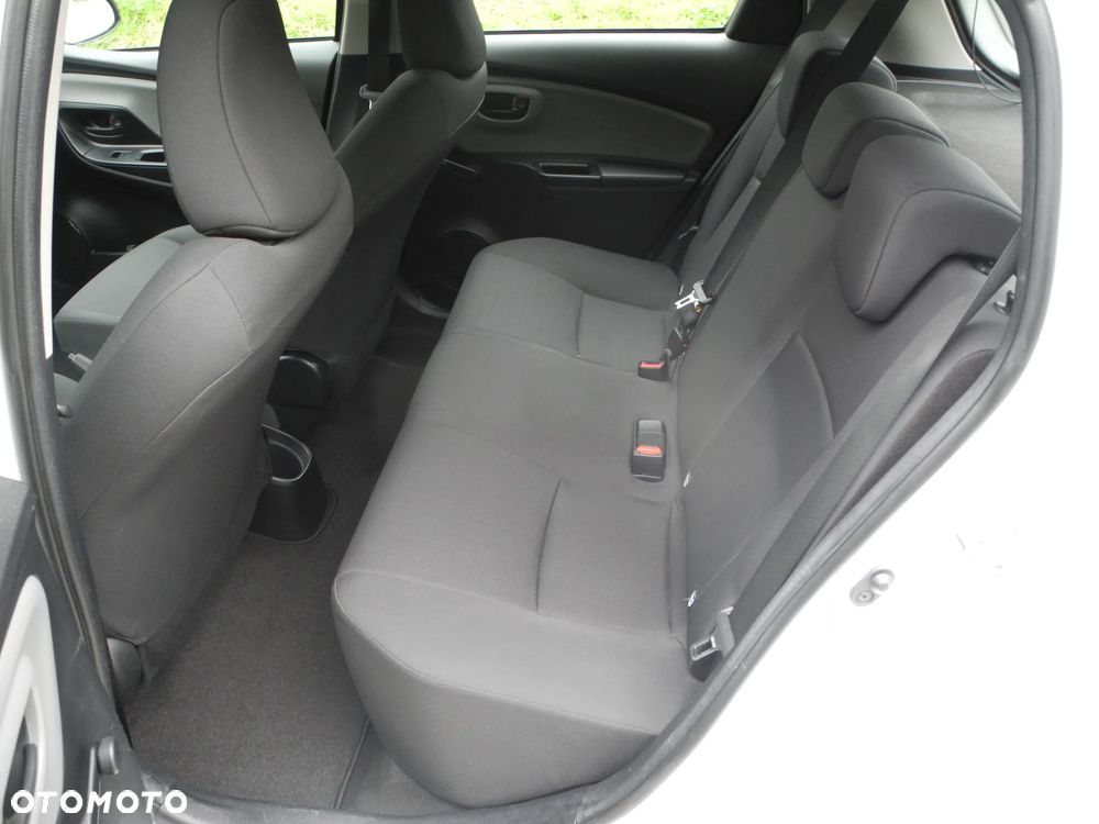 Toyota Yaris - 17