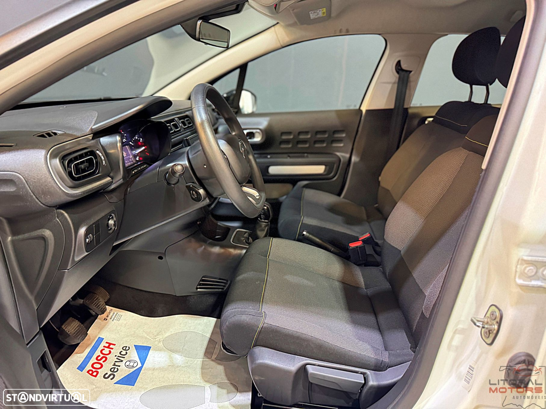 Citroën C3 1.2 PureTech C-Series - 14