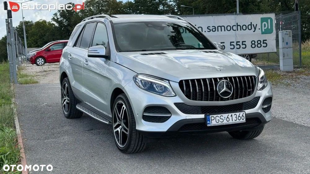 Mercedes-Benz GLE 2016