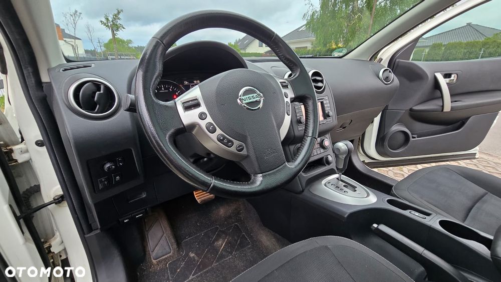 Nissan Qashqai 2.0 Tekna CVT - 9
