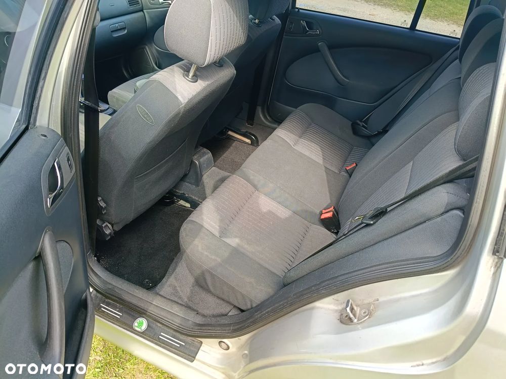 Skoda Octavia - 4