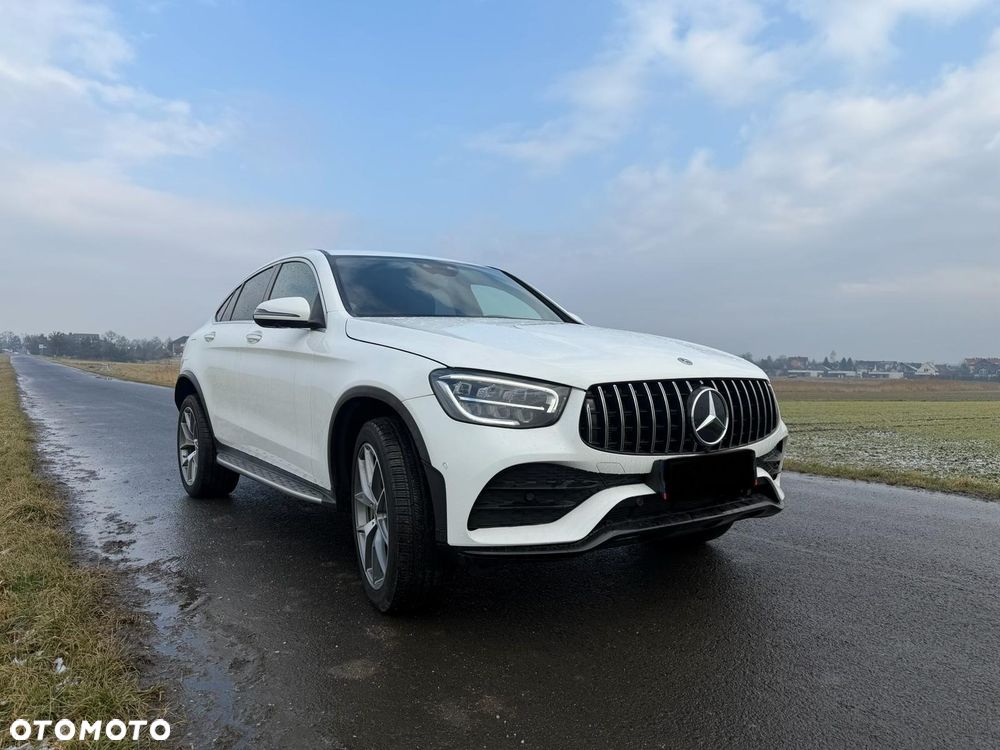 Mercedes-Benz GLC 300 4Matic 9G-TRONIC - 2