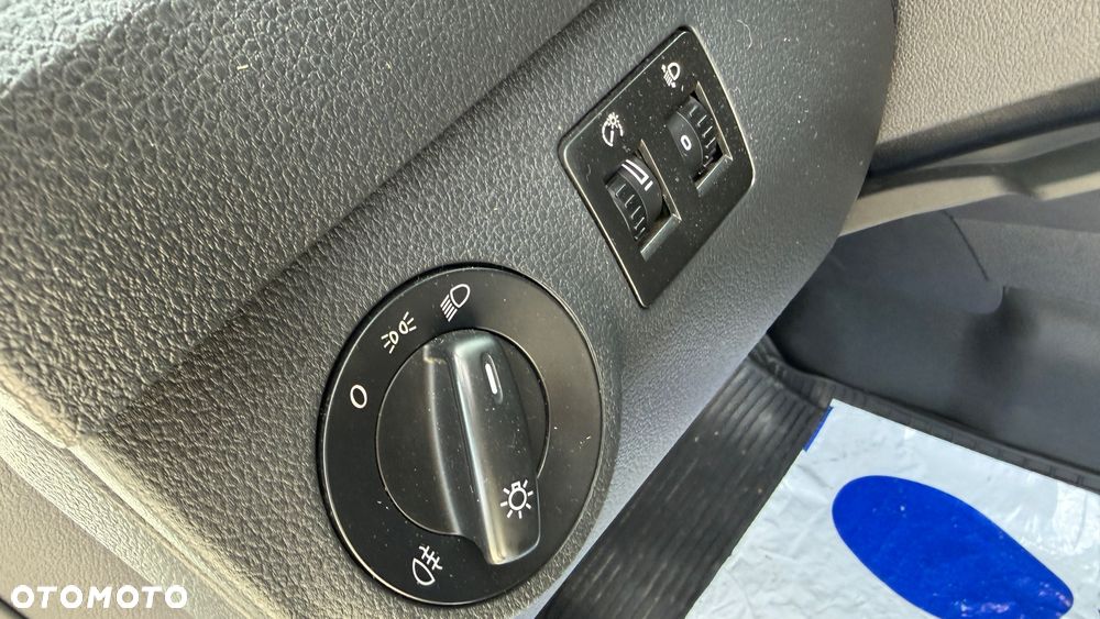Volkswagen CADDY - 23