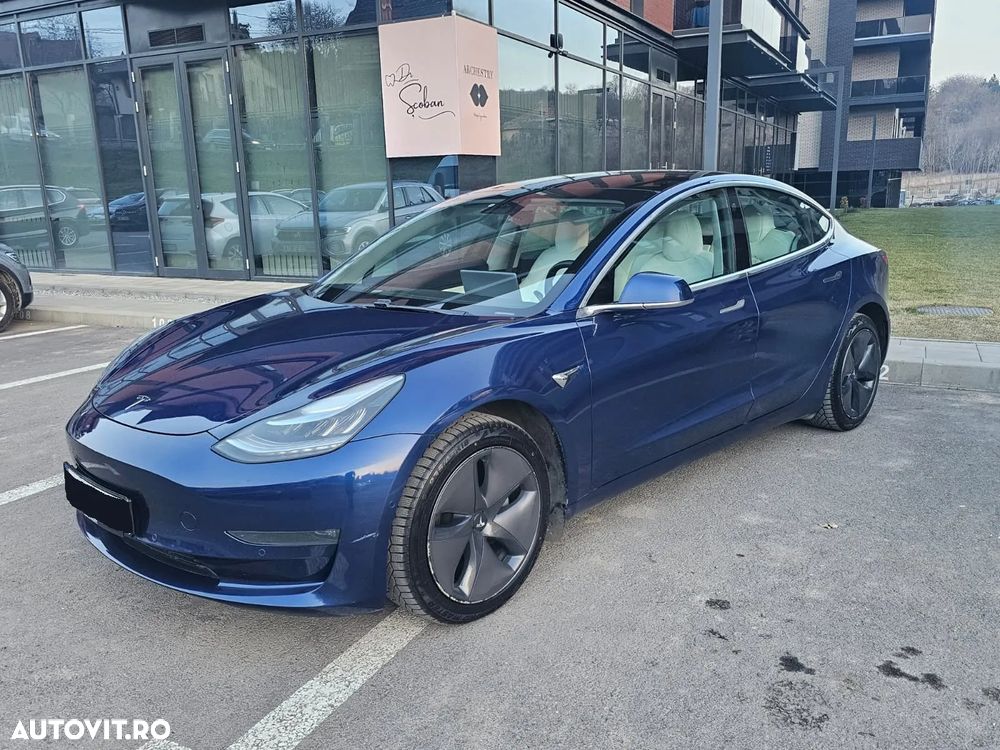 Tesla Model 3 Langstreckenbatterie Allradantrieb Dual Motor - 1