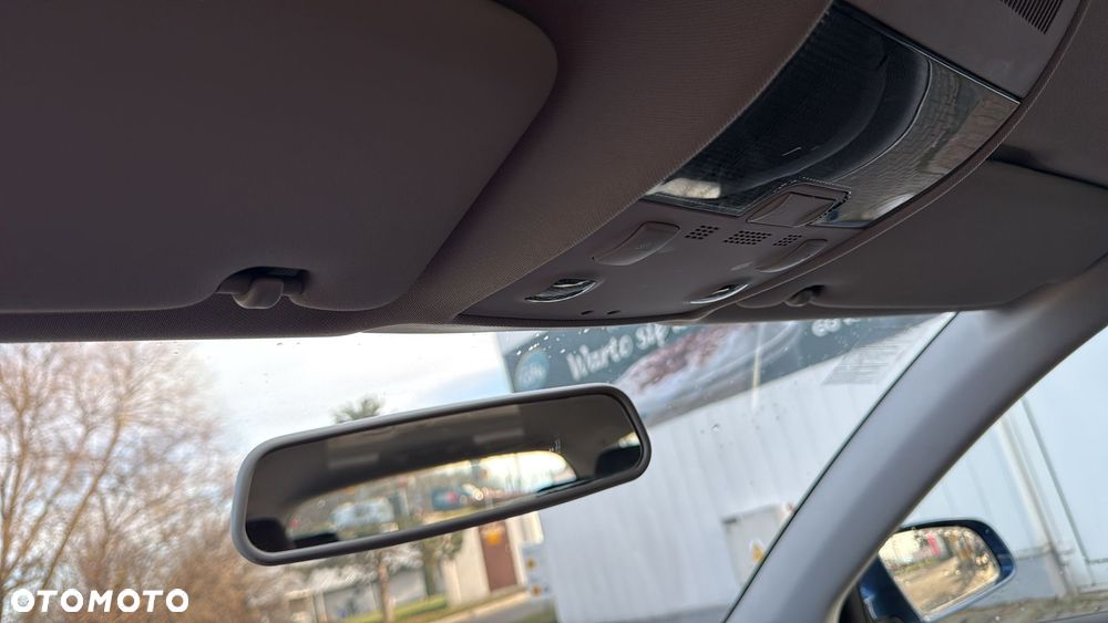 Audi A4 Avant 2.0 TDI - 25