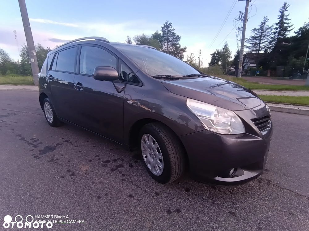 Toyota Verso 2.0 D-4D Edition - 3