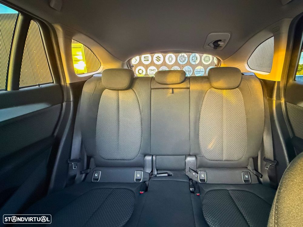 BMW X1 16 d sDrive Advantage - 23