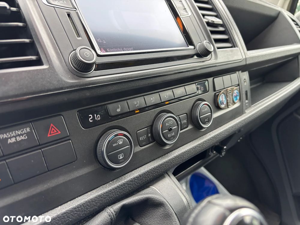 Volkswagen Caravelle 2.0 TDI L1 Comfortline - 26