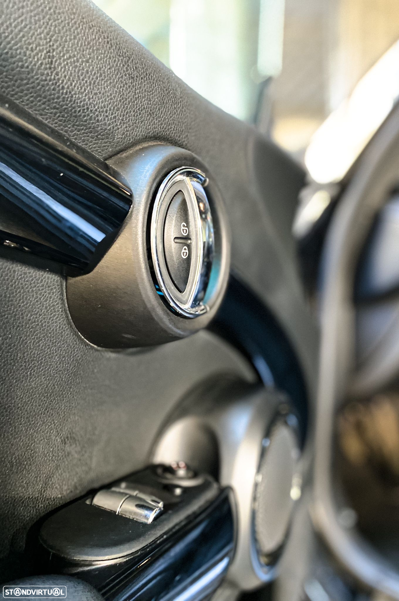 MINI 3 Portas Cooper D - 13