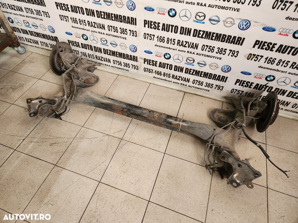 Punte Spate Fuzete Fuzeta Stanga Dreapta Spate Renault Grand Scenic 3 An 2009-2010-2011-2012-2013-2014-2015 Dezmembrez Renault Grand Scenic 1.5 Dci An 2009-2010-2011-2012 Manual 6+1 Trepte 2x4 - 4