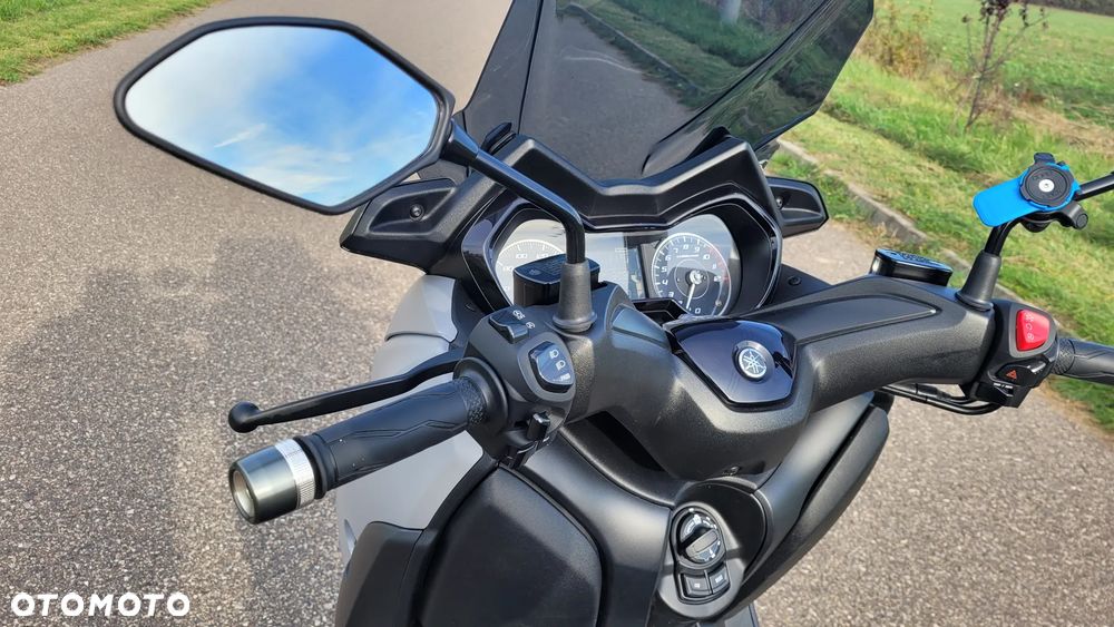 Yamaha X-max - 19