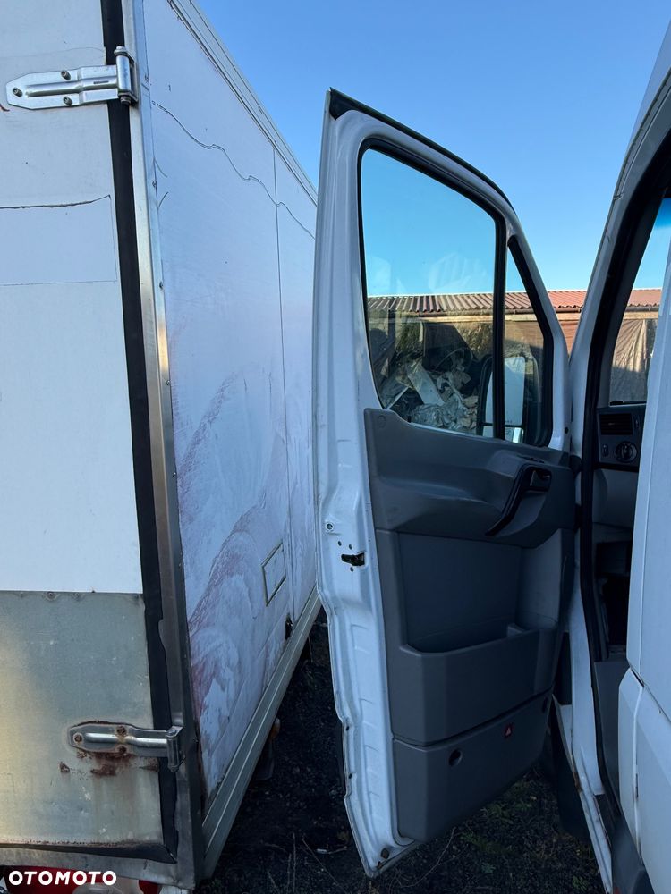 Mercedes sprinter w906 crafter drzwi tylne tył skrzydła maxi białe prawe lewe przednie boczne przesuwne maska błotnik prawy lewy pas przedni z chłodnicami zderzak lampy prawa lewa przód - 12